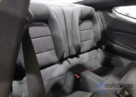 2016 Ford Mustang V6 z USA, uszkodzony, nr VIN 1FA6P8AM9G5219483